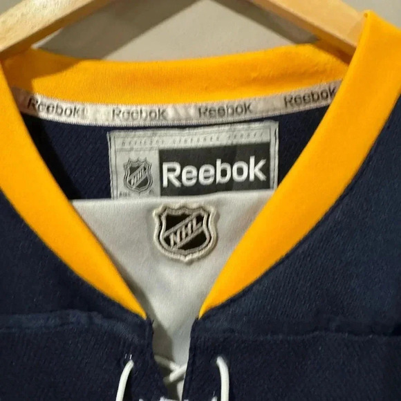 Ryan Miller Buffalo Sabres Vintage NHL Hockey Jersey - Picture 8 of 14